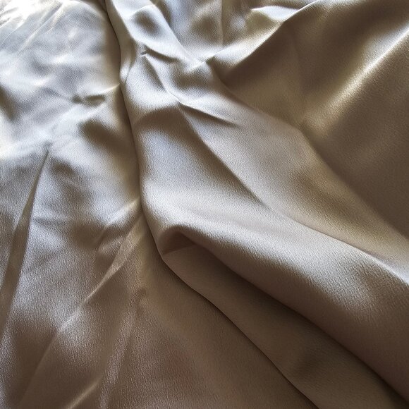 Uniqlo Satin Skirt - 2024 - Natural - Sz XS - NWT - Picture 9 of 9